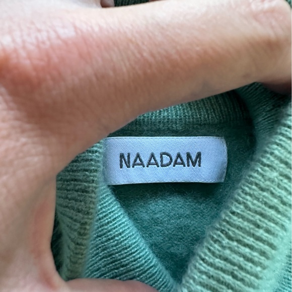 NAADAM 100% Cashmere Seafoam Off-Shoulder Cutout Sweater - Picture 4 of 7